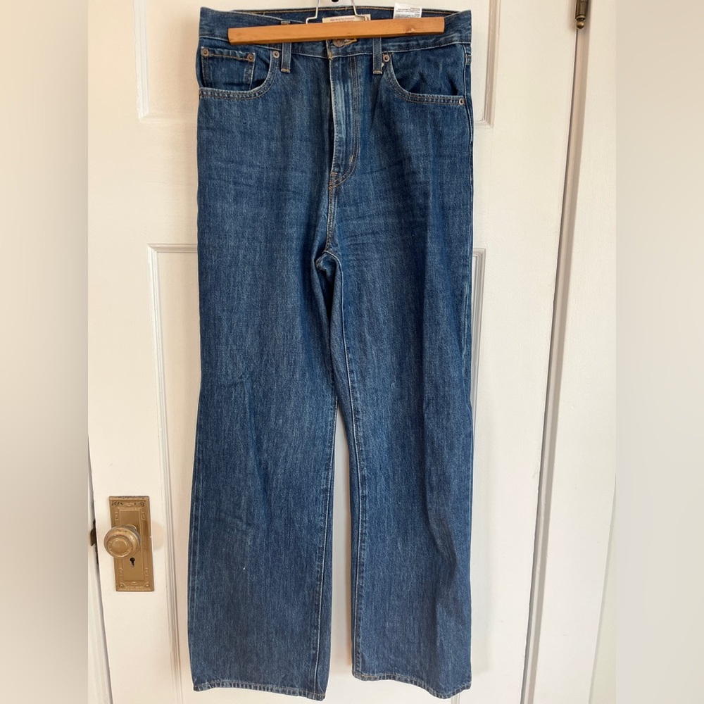 Levi’s high waisted straight